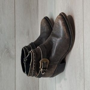 Circle G Womens by Corral Western Cowboy Distressed Leather Heels shoes sz 7M